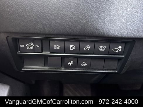 Used 2023 Toyota Tundra Limited image 21