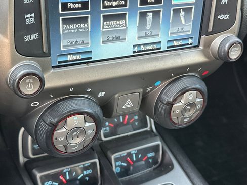 Used 2015 Chevrolet Camaro SS image 27