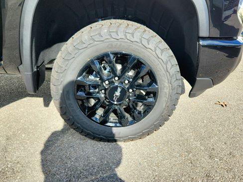 New 2026 Chevrolet Silverado 2500 LTZ w/ LTZ Plus Package image 9