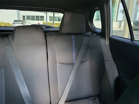 Used 2024 Toyota Corolla Cross SE image 18