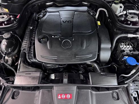 Used 2013 Mercedes-Benz E 350 4MATIC Sedan image 11