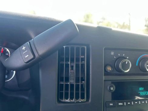 Used 2023 Chevrolet Express 2500 RWD image 13