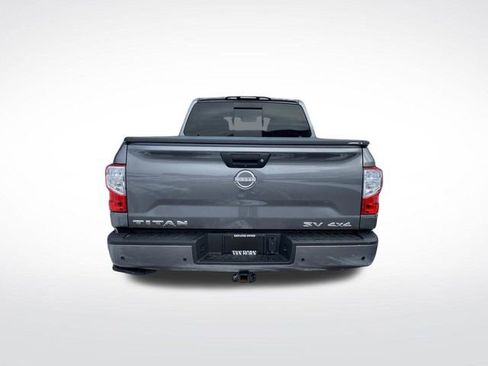 Used 2024 Nissan Titan SV w/ SV Convenience Package image 14