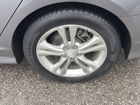 Used 2019 Hyundai Sonata SEL image 9