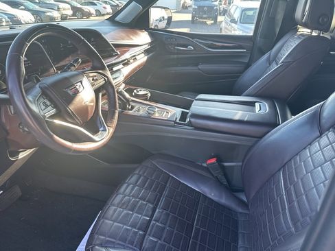 Used 2021 Cadillac Escalade Sport Platinum w/ Heavy-Duty Trailer Package image 6