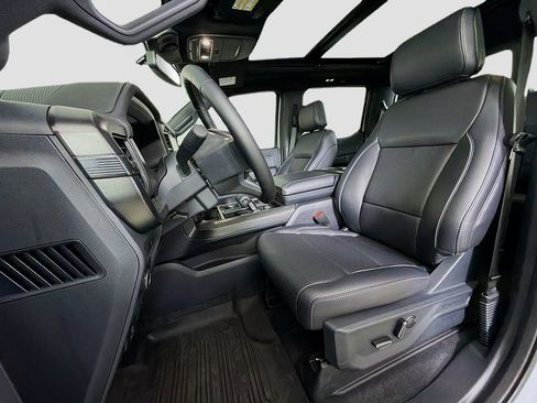 New 2025 Ford F150 Lariat w/ Equipment Group 502A High image 11