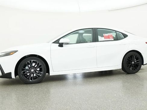 New 2026 Toyota Camry SE w/ Multimedia Upgrade Package FWD image 18