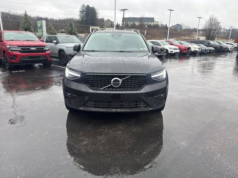 Used 2026 Volvo XC40 B5 Plus w/ Protection Package Premier image 2