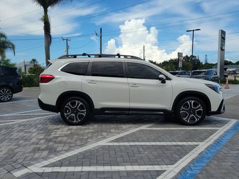 Used 2023 Subaru Ascent Limited AWD/4WD image 6
