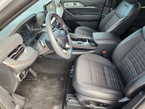 New 2026 Ford Explorer ST-Line RWD image 10