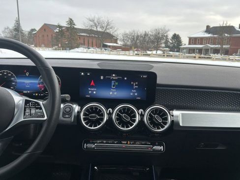Certified 2025 Mercedes-Benz GLB 250 GLB 250 image 13