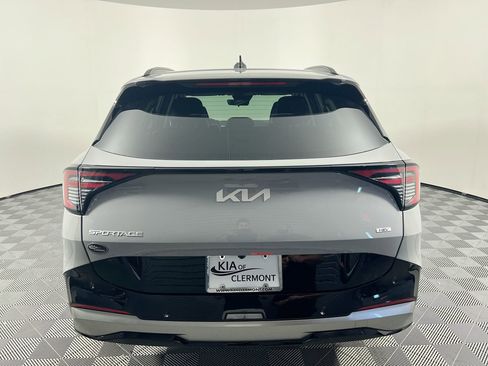 New 2026 Kia Sportage EX image 4