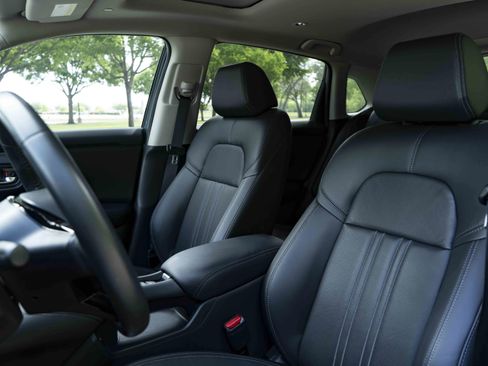 Used 2024 Honda HR-V EX-L image 17