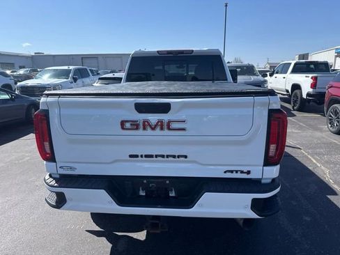 Used 2020 GMC Sierra 2500 AT4 w/ AT4 Premium Package AWD/4WD image 4