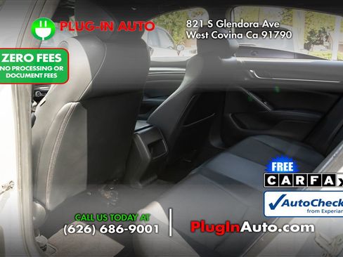 Used 2018 Honda Accord Sport image 9