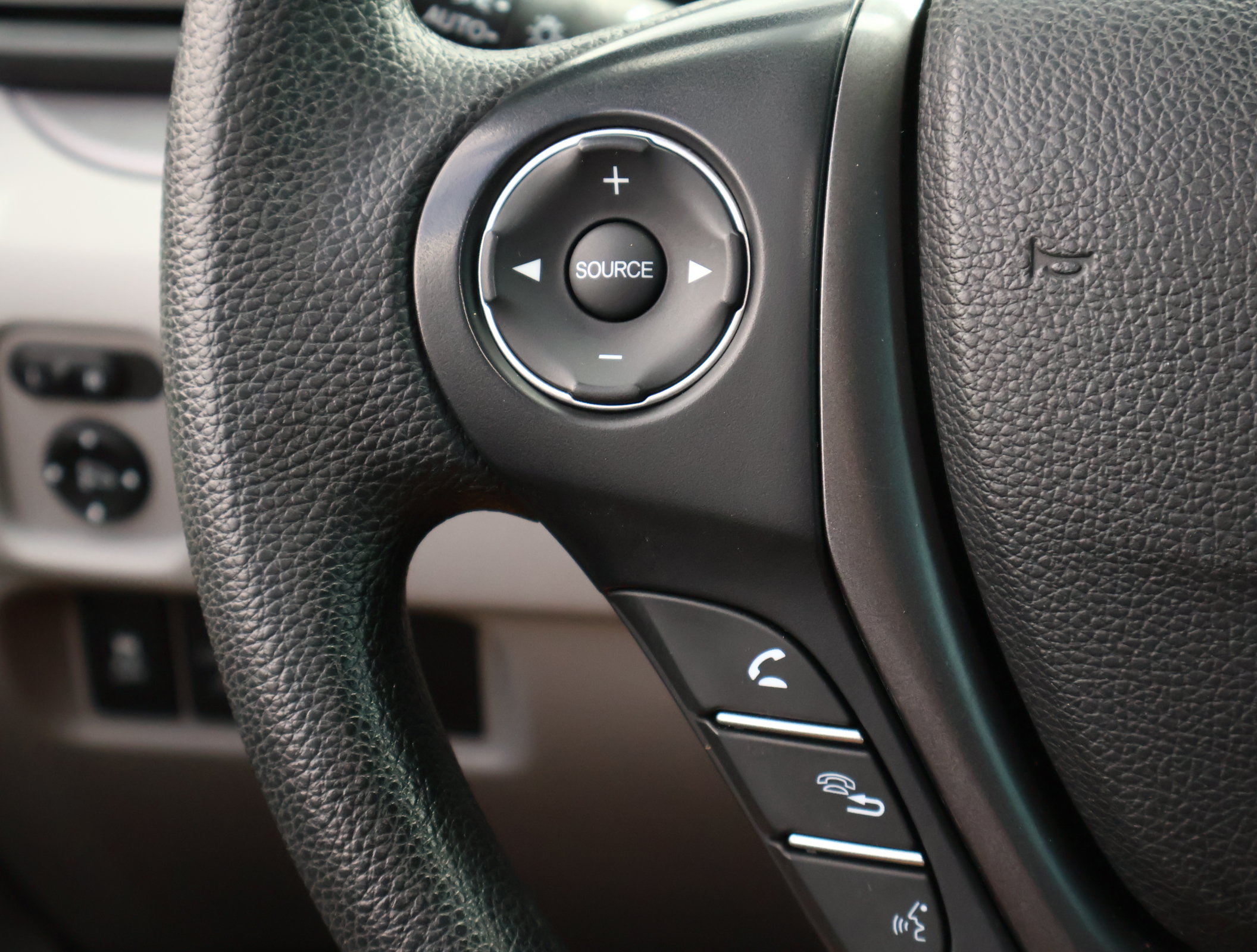 Used 2019 Honda Ridgeline RT image 13