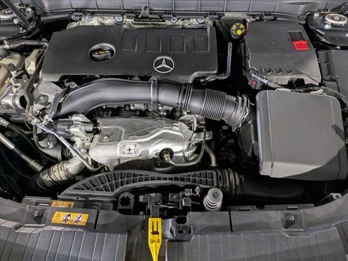 Certified 2022 Mercedes-Benz GLB 250 image 25
