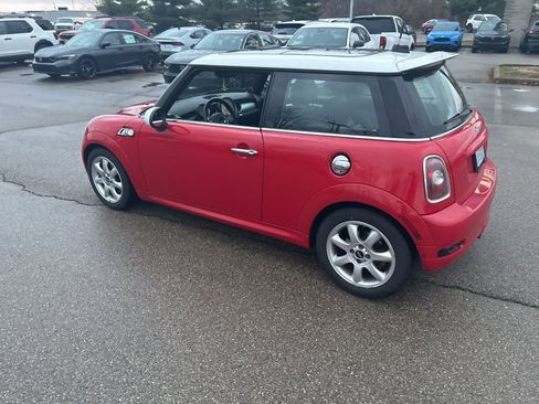 Used 2010 MINI Cooper S image 6