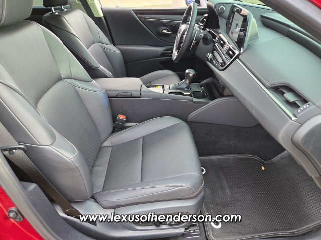 Used 2024 Lexus ES 350 w/ Premium Package FWD image 18