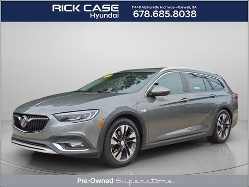 Used 2018 Buick Regal Essence w/ Driver Confidence Package #1 AWD/4WD image 1