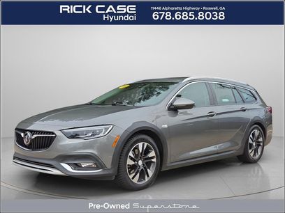 Used 2018 Buick Regal Essence w/ Driver Confidence Package #1