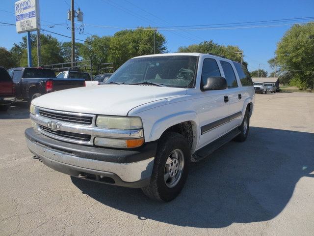 Used 2003 Chevrolet Suburban LS w/ LS Preferred Equipment Group AWD/4WD image 4