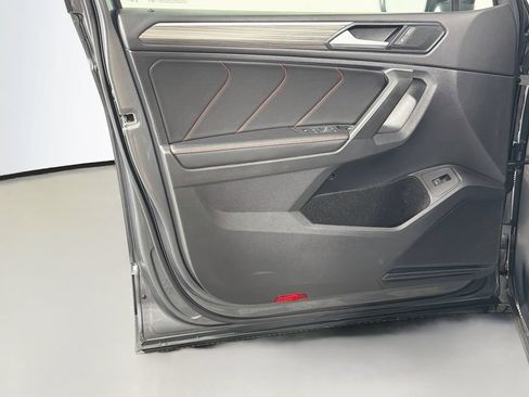 Used 2024 Volkswagen Tiguan Wolfsburg Edition FWD image 32