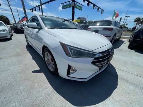 Used 2019 Hyundai Elantra SEL w/ Cargo Package FWD image 15