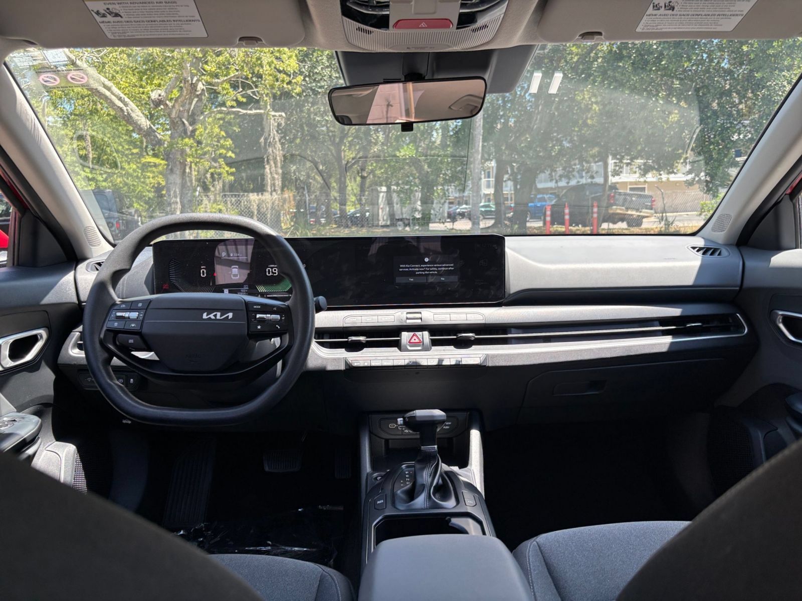 Used 2025 Kia K4 FWD image 30