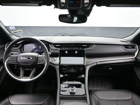 Used 2024 Jeep Grand Cherokee L Limited w/ Trailer Tow Package image 29