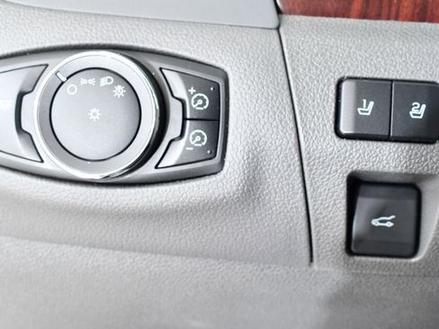 Used 2013 Ford Edge Limited image 29