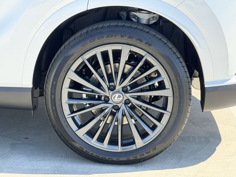 New 2026 Lexus RX 350h w/ Convenience Package AWD/4WD image 15