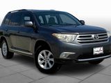 Used 2012 Toyota Highlander FWD image 2
