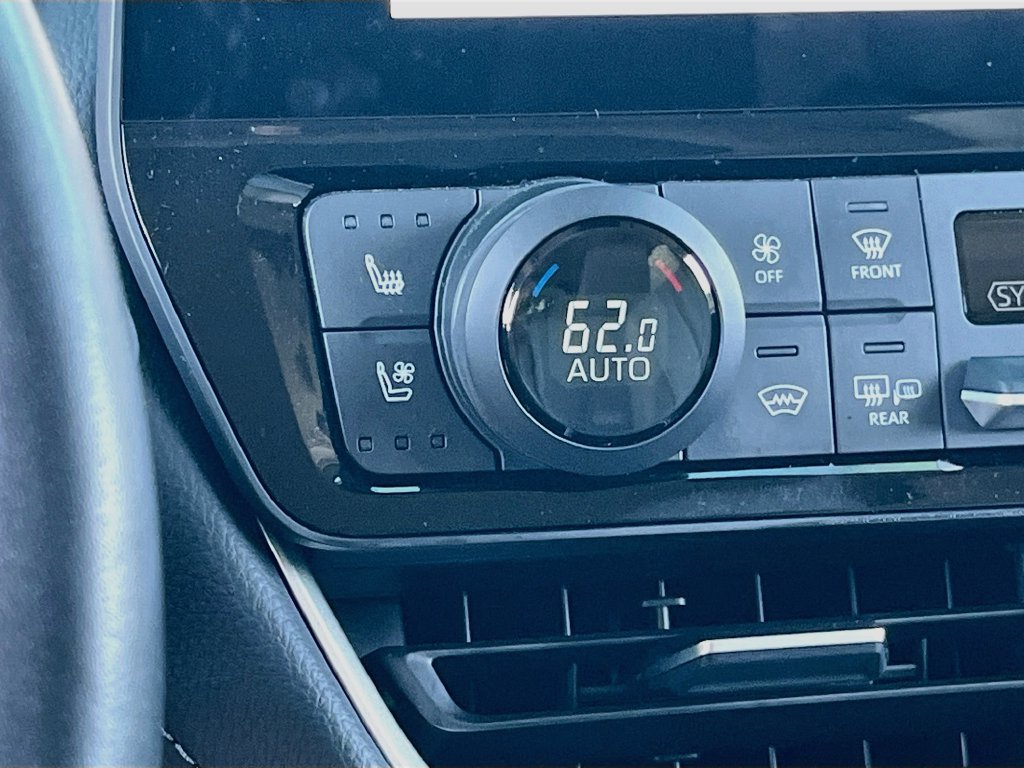 Used 2025 Toyota Grand Highlander FWD image 19