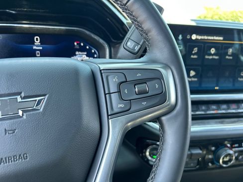 Used 2025 Chevrolet Silverado 2500 LTZ w/ LTZ Plus Package AWD/4WD image 23