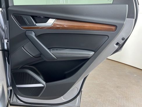 Certified 2022 Audi Q5 2.0T Premium Plus w/ Premium Plus Package image 14