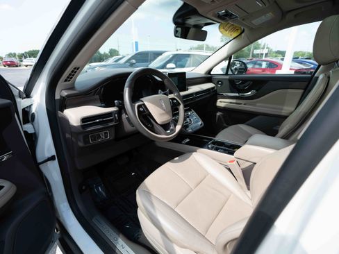 Used 2022 Lincoln Corsair Reserve w/ Equipment Group 201A AWD/4WD image 8