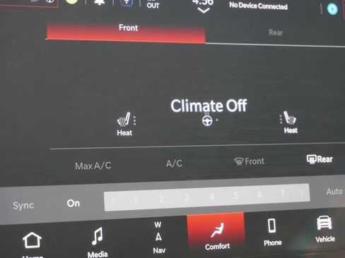 Used 2023 Dodge Durango GT image 34