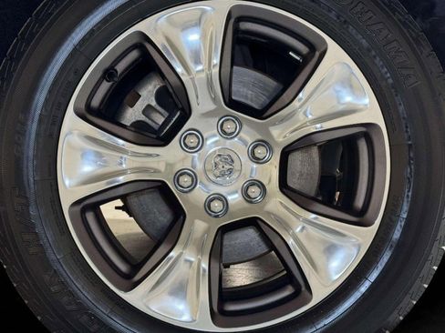 Used 2021 RAM 1500 Laramie image 31