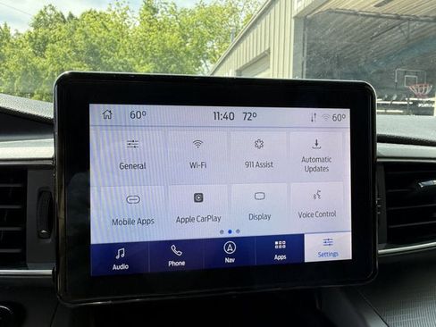 Used 2022 Ford Explorer XLT w/ Equipment Group 202A RWD image 22
