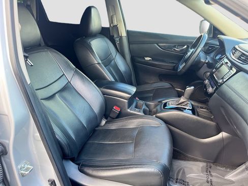 Used 2019 Nissan Rogue SL FWD image 29