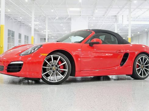 Used 2015 Porsche Boxster S RWD image 2