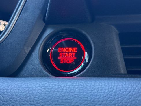 Certified 2025 Honda Pilot TrailSport image 34