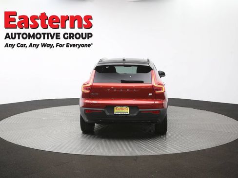 Used 2022 Volvo XC40 P8 Recharge Plus AWD/4WD image 36