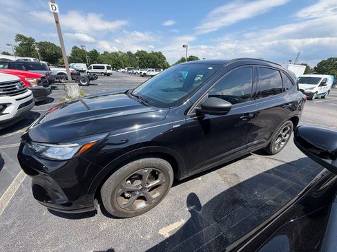 Used 2023 Ford Escape ST-Line w/ Tech Pack #1 AWD/4WD image 2