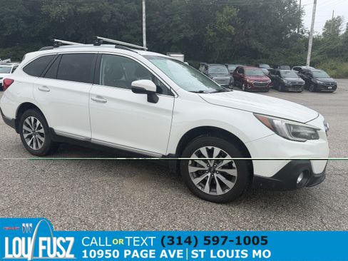 Used 2019 Subaru Outback 2.5i Touring w/ Popular Package #3A AWD/4WD image 1