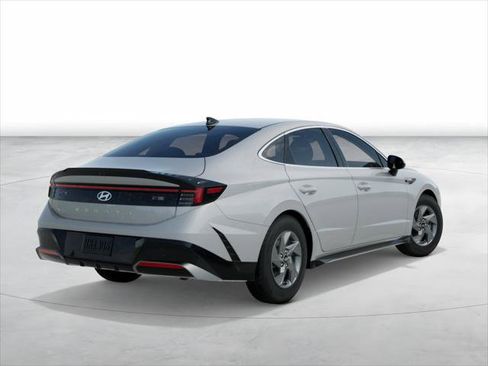 New 2026 Hyundai Sonata SE image 4