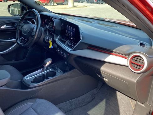 Used 2024 Chevrolet Trax RS w/ Driver Confidence Package image 30