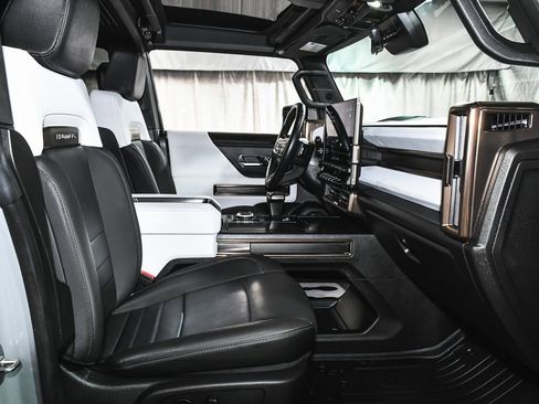Used 2024 GMC Hummer EV 3X image 63