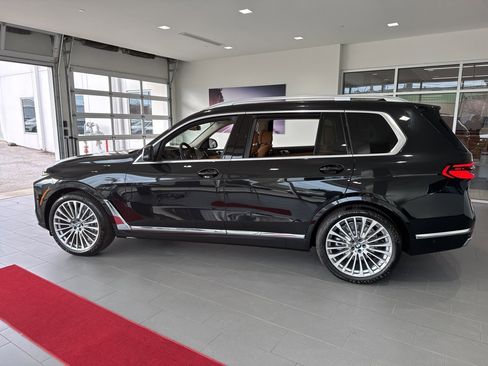 New 2026 BMW X7 xDrive40i image 4